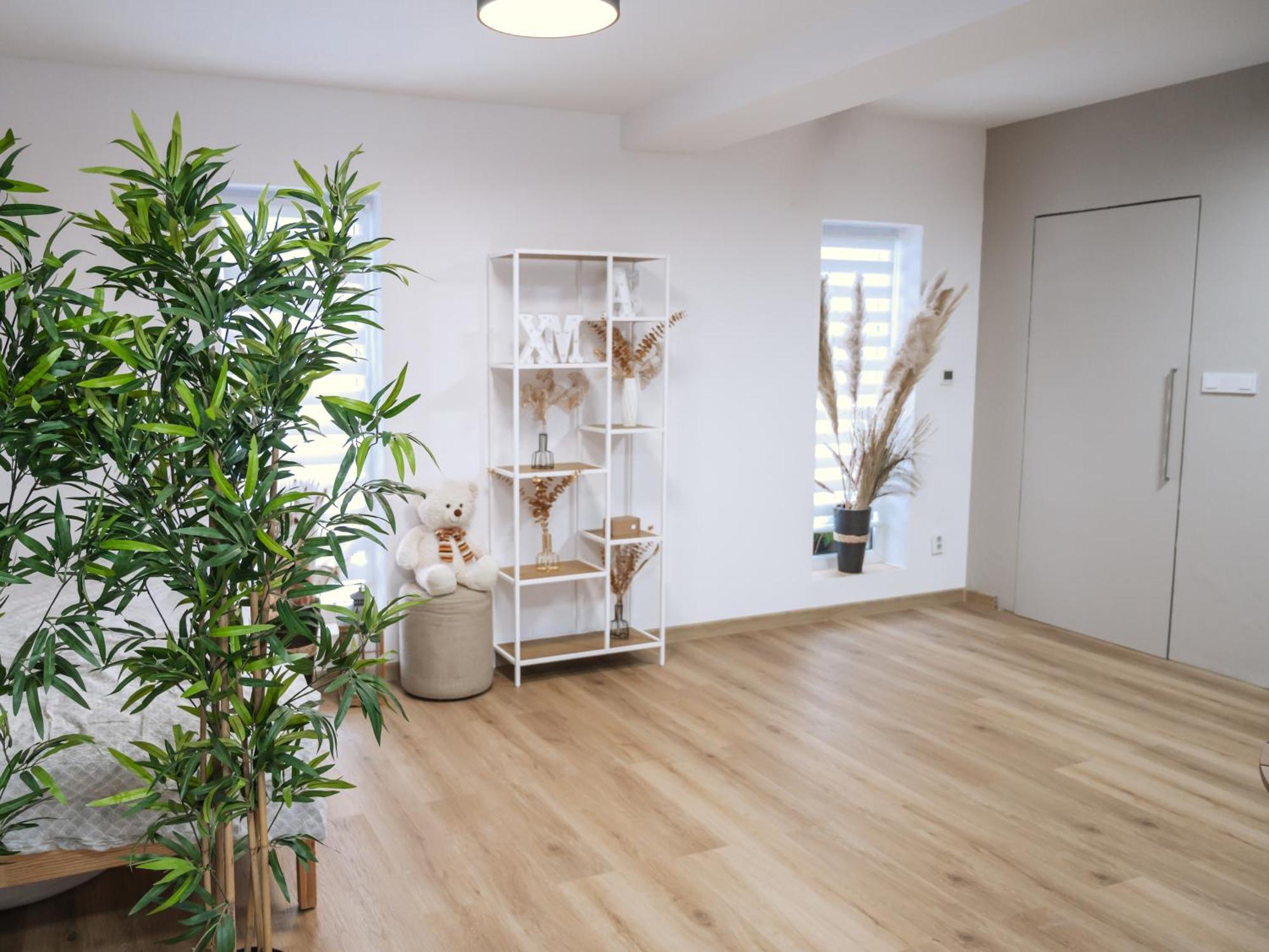 Atelier Smutna Appartement Ostrava Buitenkant foto