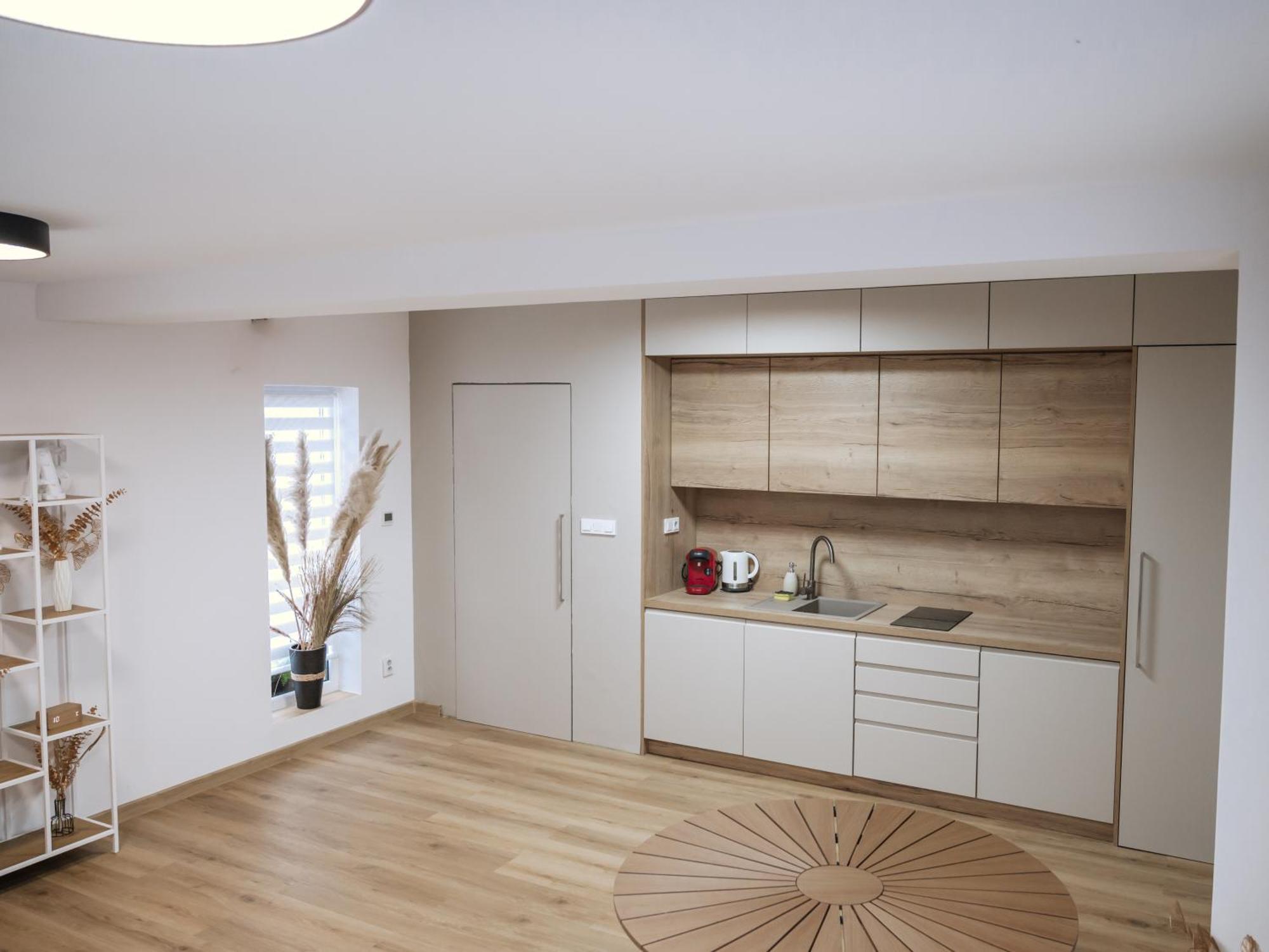 Atelier Smutna Appartement Ostrava Buitenkant foto